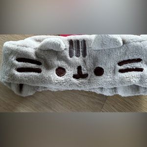Pusheen spa headband